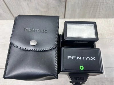 Flash Universel PENTAX AF220T Standard Hotshoe + HOUSSE