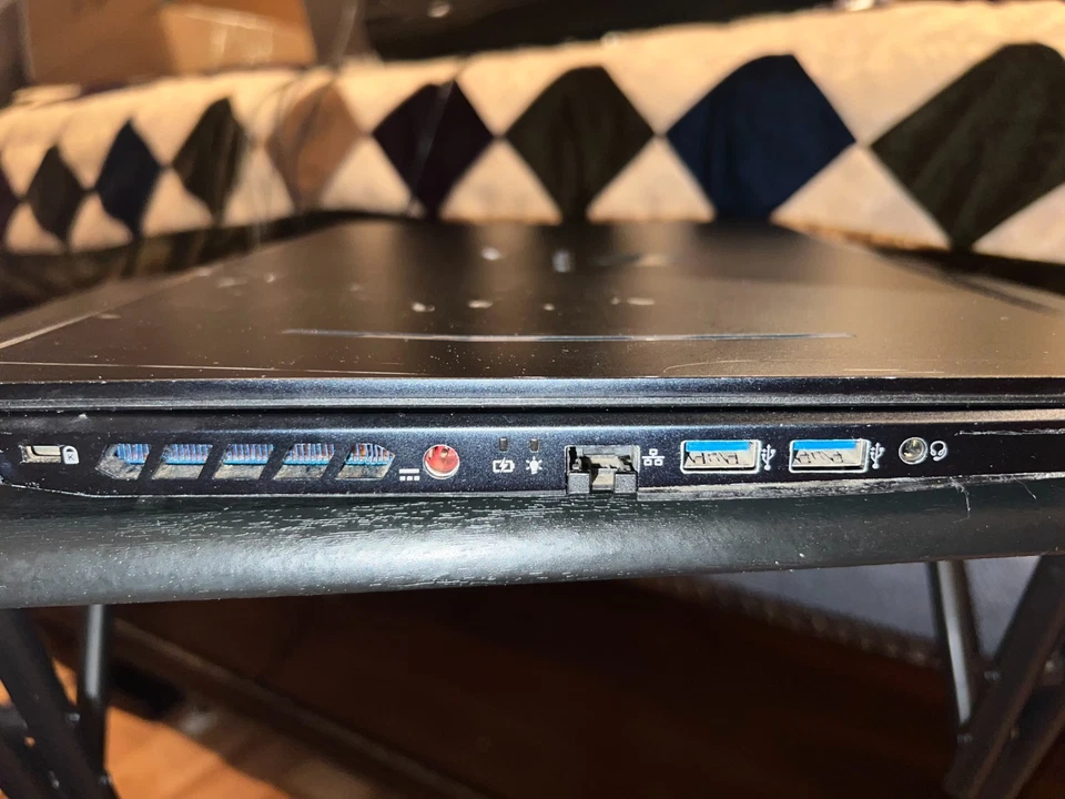 Acer Predator Helios 300 15.6" FHD (256GB SSD + 1TB HDD, i7-9750H, GTX 1660 Ti) - Image 4 of 4