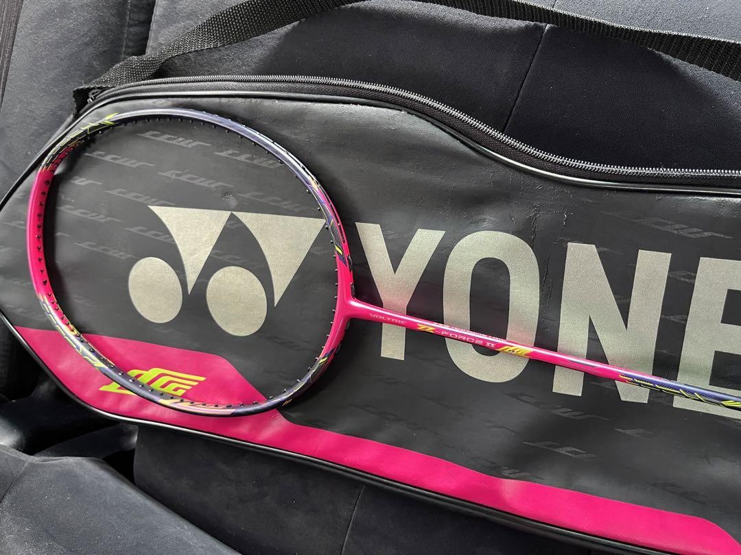（ジャンク品）YONEXVoltricZ-ForceII リーチョンウェイモデル Yonex Voltric Z-Force 2 Lee Chong Wei (VTZF2LCW-3UG4