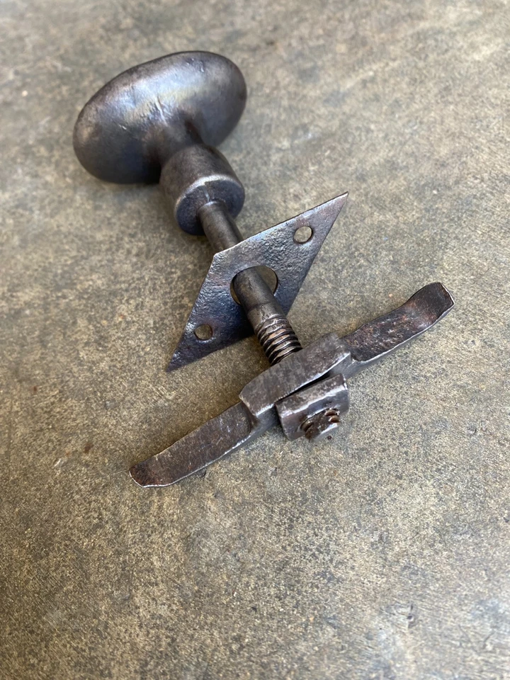 Ancienne poignée de porte en fer forgé,serrure ferrure penture heurtoir targette - Photo 3/3