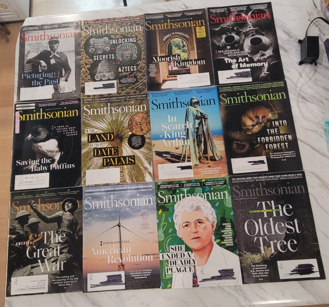 Smithsonian 12 Magazine Lot - Issues From 2022, 2023, & 2024