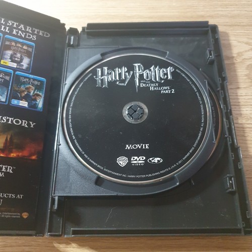 Harry Potter and the Deathly Hallows Part 2 DVD Special Edition R4 FREE POST - Picture 6 of 6