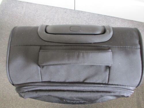 It Luggage - Black, Soft Shell, Lightweight, Small, Telescopic Handle Suitcase - Picture 6 of 14