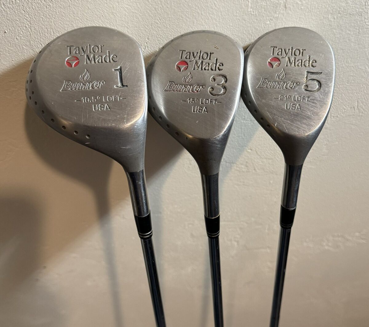TaylorMade Burner Tour Preferred 10.5° Driver Regular Graphite Shaft Royal Grip TaylorMade Burner Tour Preferred 10.5° Driver Regular Graphite Shaft Royal Grip