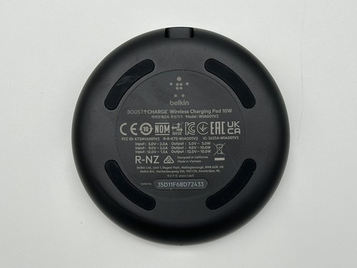 Belkin Quick Charge Wireless Charging Pad 15W Qi-Certified for iPhones, Galaxy - Picture 4 of 5