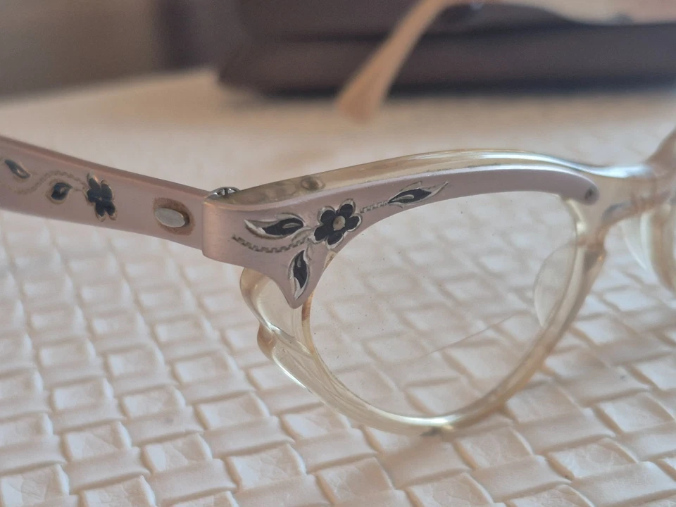 Gafas de gato Zylite de colección de aluminio - ¡Hermosas! Foto 4 de 4