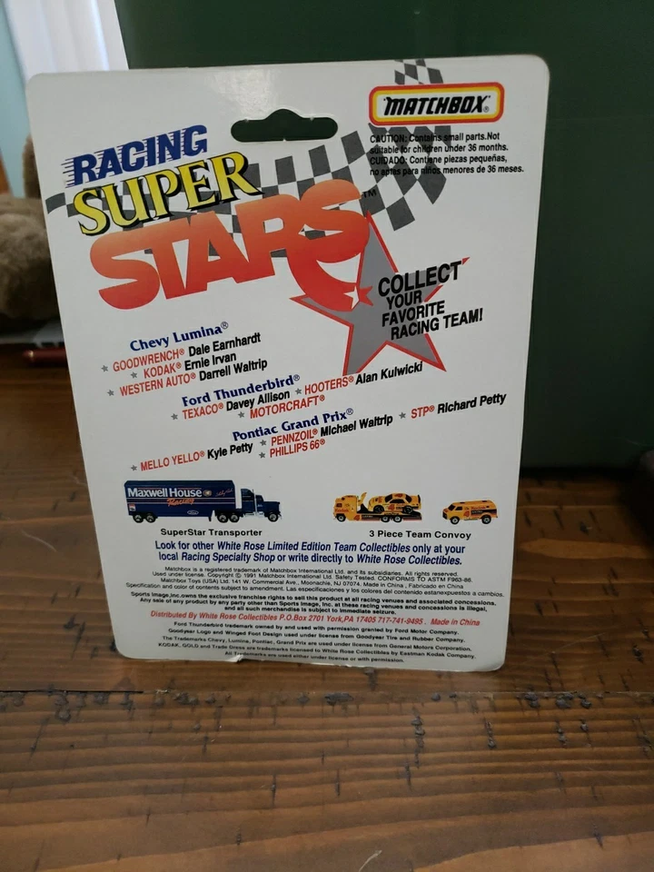 Ernie Irvan 1992 Matchbox Racing Super Stars #4 Kodak 1:64th Diecast Car Foto 2 de 2