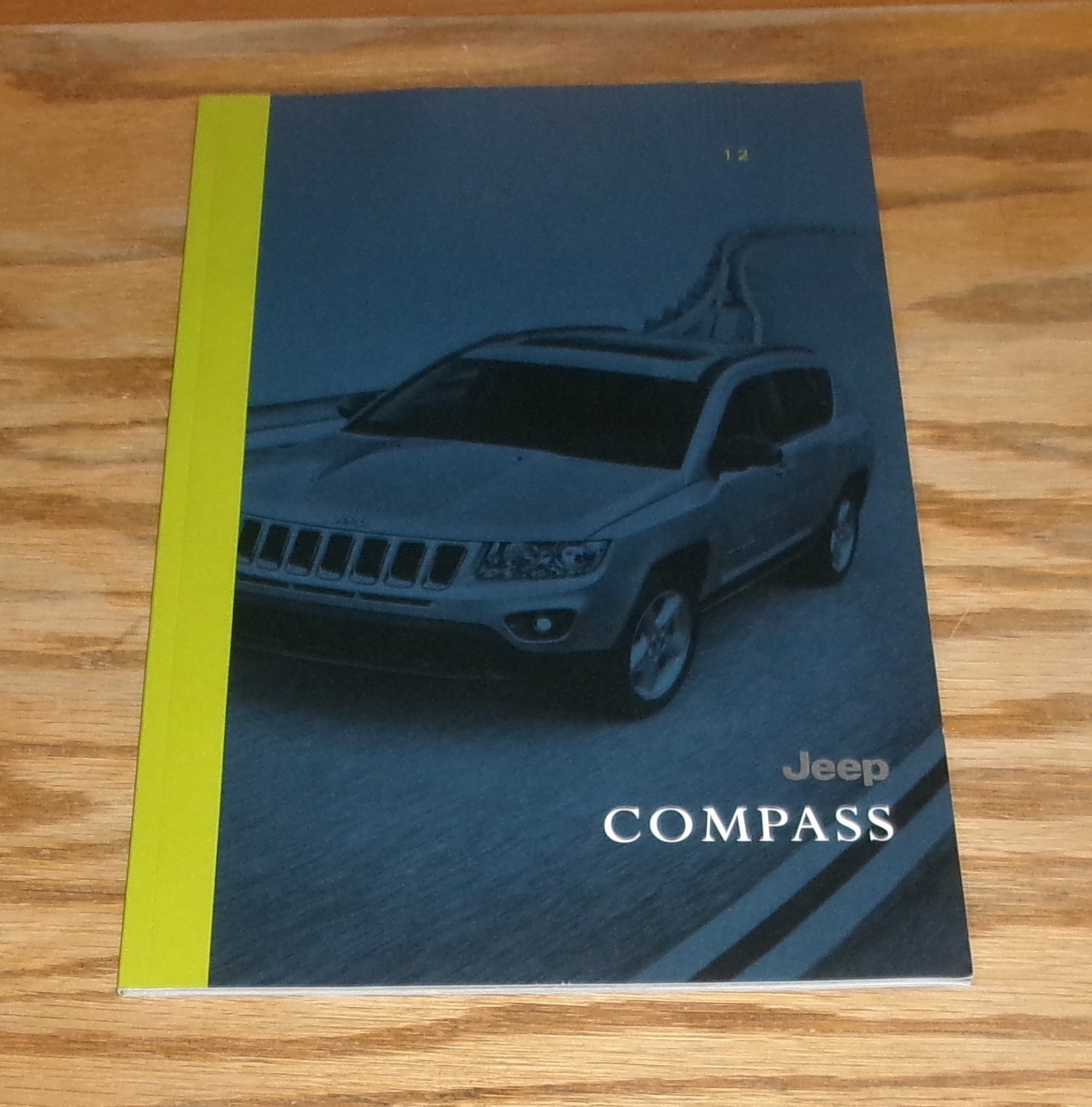 Original 2012 Jeep Compass Deluxe Sales Brochure 12 Sport Limited Latitude