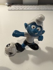 Vintage FOOTBALL SOCCER SMURF - Rare Collectable - Peyo - 20068
