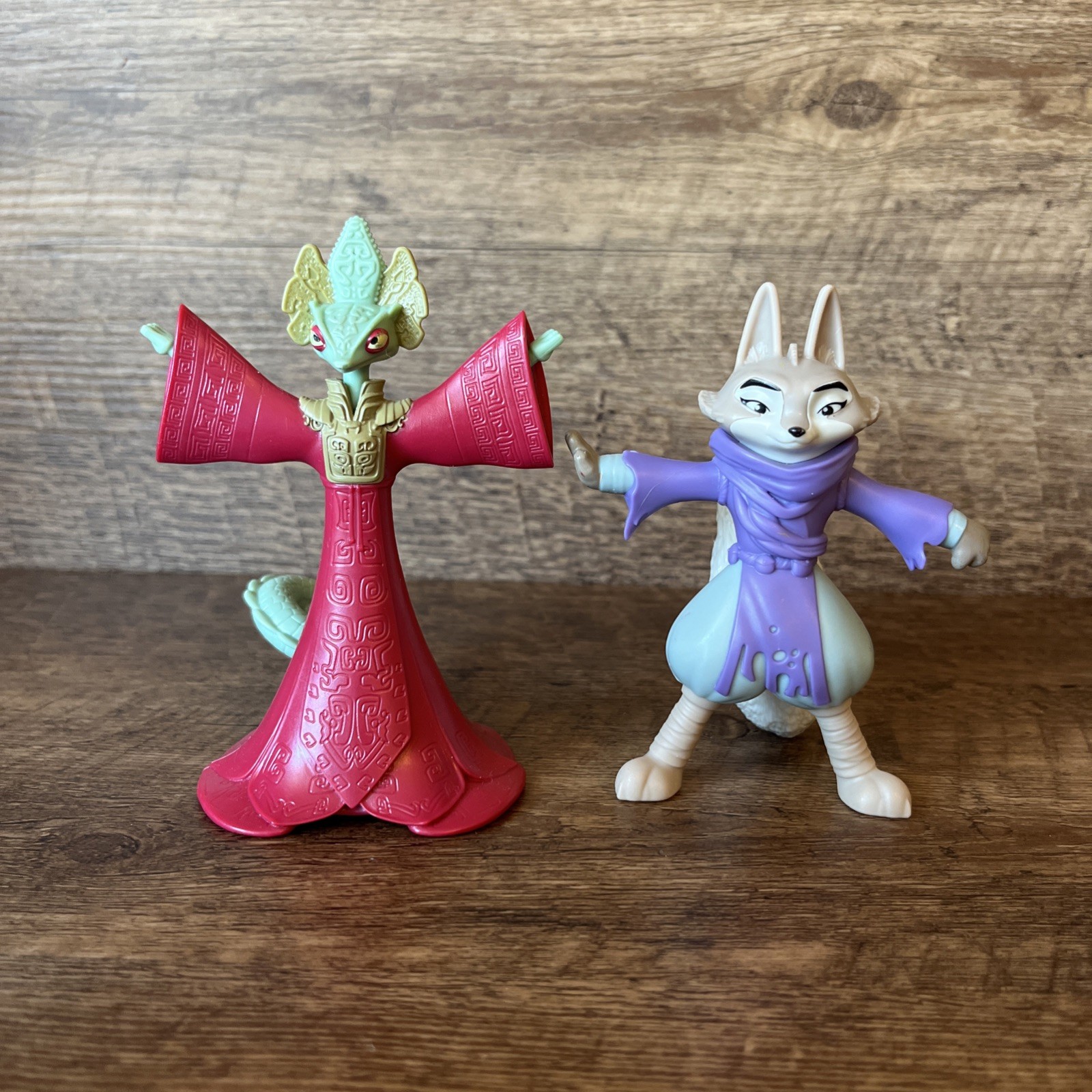 Kung Fu Panda Burger King Exclusive Chameleon & Zhen Collectible Toys