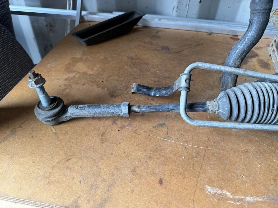 Barra de dirección asistida Pontiac Solstice Saturn Sky 2006-2009, bomba y depósito Foto 4 de 4