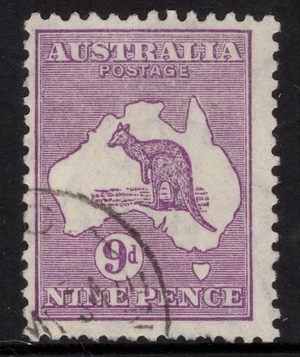 AUSTRALIA 1932 9d VIOLET KANGAROO STAMP (DIE IIB) CofA WMK SG.133 VFU.