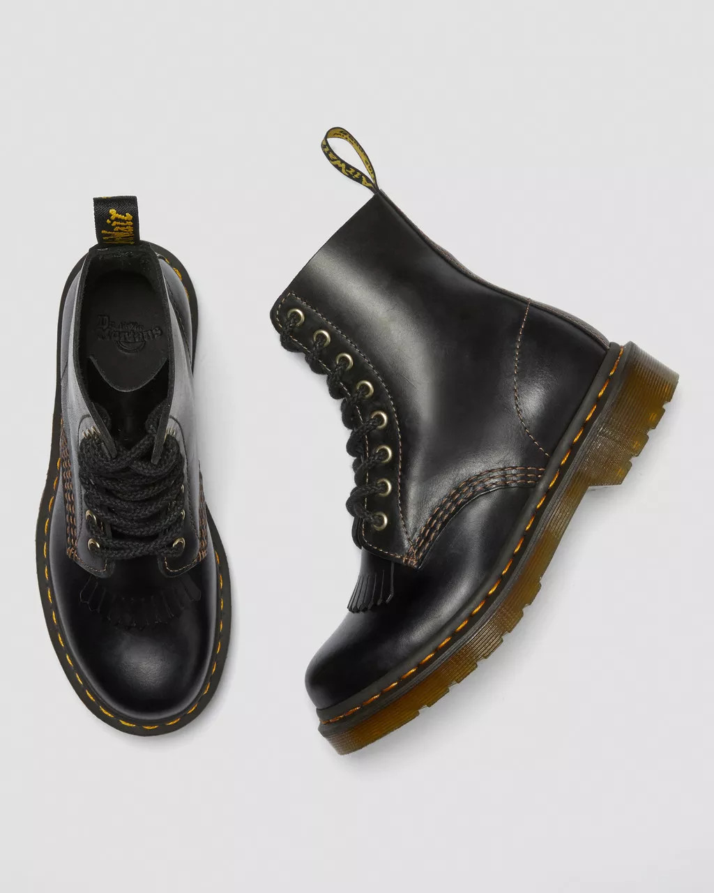 Dr. Martens Women's 1460 Pascal Black Abruzzo Boots US 7 RARE image 3