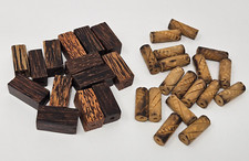 Lot of 32 pcs Carved Stained Painted Wood Craft Jewelry Beads Vintage from India