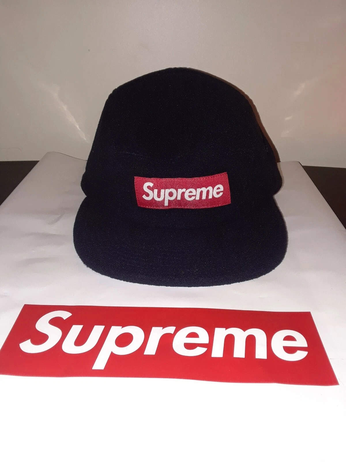 Casquette de camp SUPREME 