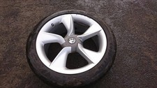VAUXHALL ASTRA J MK6 GTC SRI 5x115 ALLOY WHEEL + 235/45/19 GOODYEAR 7MM TYRE