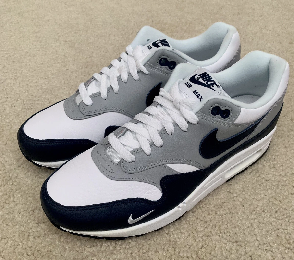 Nike Air Max 1 LV8 Men's Shoe