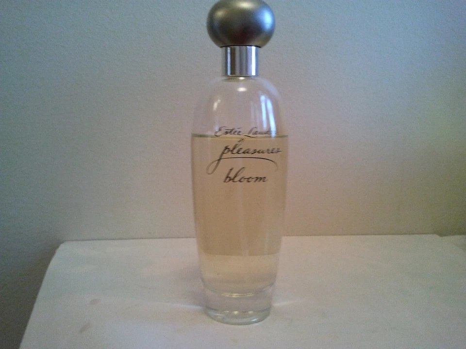 ESTEE LAUDER PLEASURES BLOOM 100ML EDP SPR.WOMEN FRAGRANCE 75% FULL DISCONTINUED - image 2 of 2