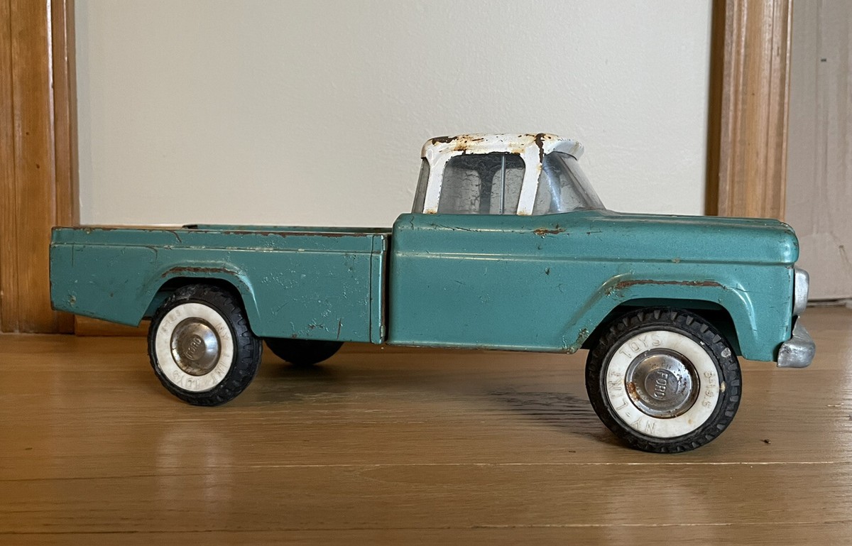 1960-1961 Nylint Ford F-Series Sales & Service Pickup Truck #3800
