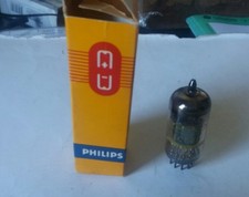ECF 80 PHILIPS lampe tube radio  neuve N.O.S * N.I.B new old stock