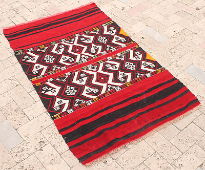 Türkischer Kelim Teppich 32 Zoll x 53 Zoll Handgewebt Sivas Cicim Kelim 82 x ...