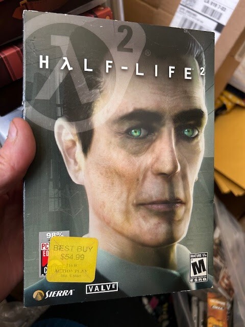 Half life 2 episode one PC 2004 Gman Variant Version box Disc
