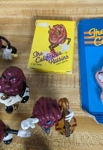 The California Raisins Set Vintage Pins Schlüsselanhänger Karten Sammlerstück 1987-88 SELTEN - Bild 23 von 24