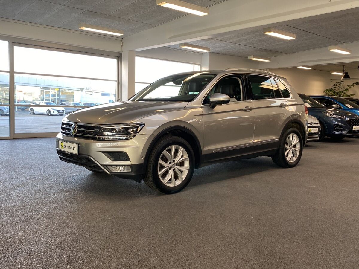 VW Tiguan TDi 240 Highline DSG 4Motion VW Tiguan TDi 240 Highline DSG 4Motion