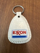 Vintage 1970-80s Era Exxon Oil & Gas Service Station logo keychain