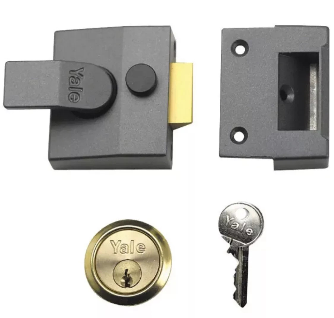 Yale P-85-DMG-PB-40 Deadlocking Nightlatch Chrome Metalic, 40 mm, High Security - Image 6