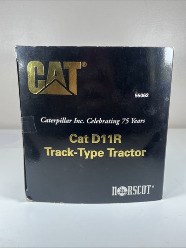 Norscot 55062 Limited Edition 75th Aniversary Gold CAT D11R Track Type Tractor - Picture 5 of 7
