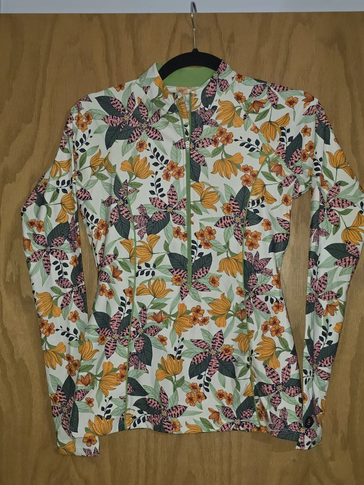 NWOT WOMENS COOLIBAR LONG SLEEVE ZIP RASH GUARD SWIM TOP SIZE XS TROPICAL UPF 50