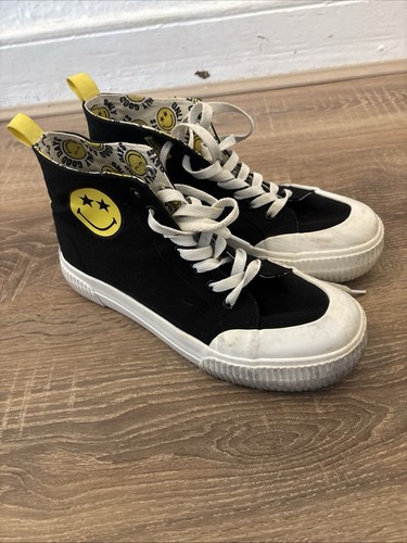 Smiley World - Size 7 - Black & White Smiley High Top Lace Up Trainers - Picture 6 of 8