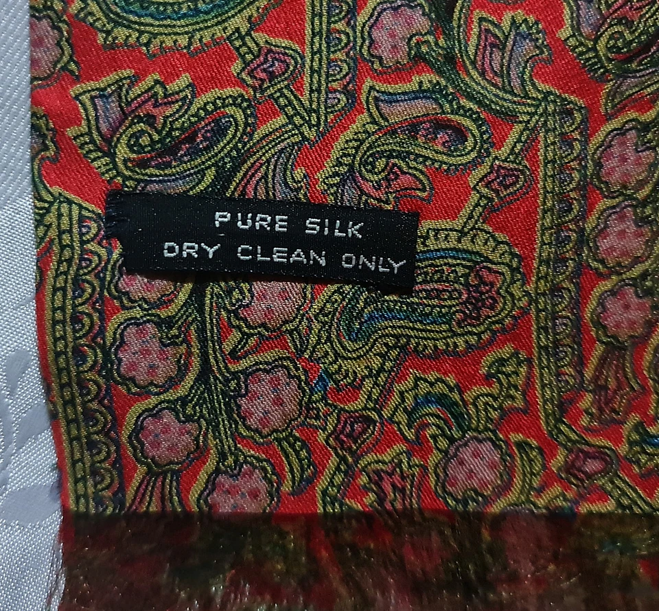 BUFANDA CABALLERO VINTAGE AUTÉNTICA PAISLEY ART ROJO VERDE SEDA LARGA DOBLE HOMBRE Foto 3 de 3