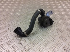 BMW X1 F48 Zirkulationswassermotor 8605322 2.00 Petrol 2018 31006974