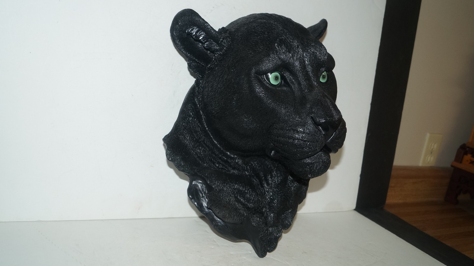 Picture 3 of 9
