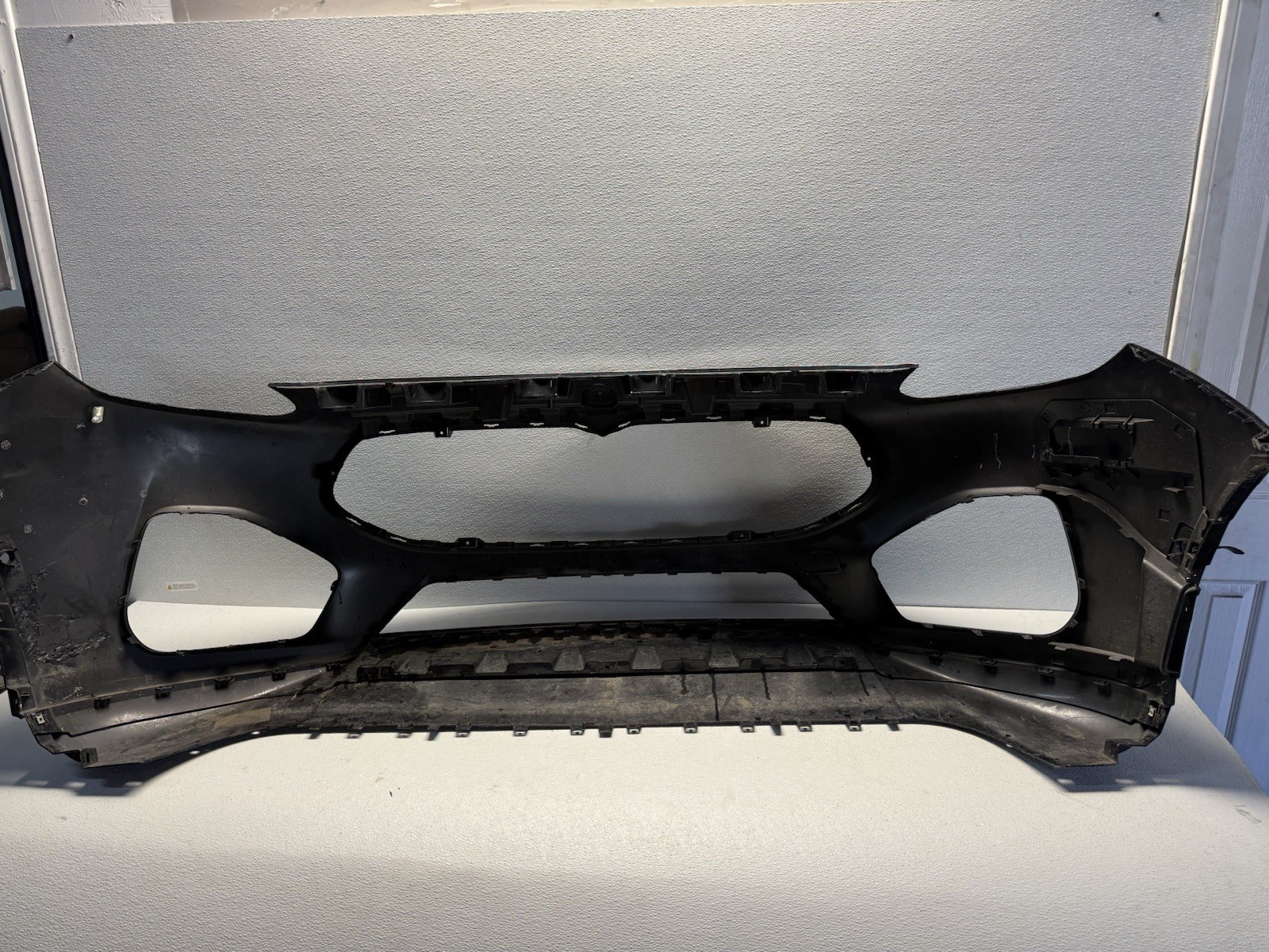 2023 2024 2025 2026 MASERATI GRECALE FRONT BUMPER COVER OEM DAMAGED