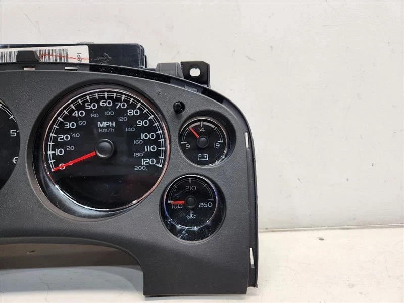 GMC Yukon Denali XL 2012-14 (6,2 L/AT) velocímetro grupo - 198 k millas Foto 3 de 4
