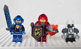 LEGO Nexo Knights Battle Suit Clay 70362 with Ultimate Macy and Lance Bot