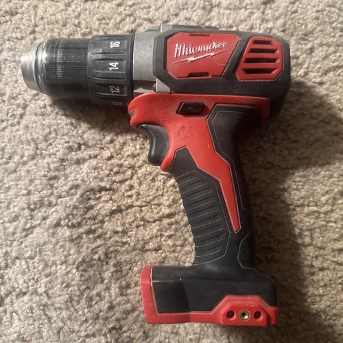 Milwaukee 2606-20 M18 18V Lithium-Ion 1/2" Cordless Compact Drill Driver BROKEN