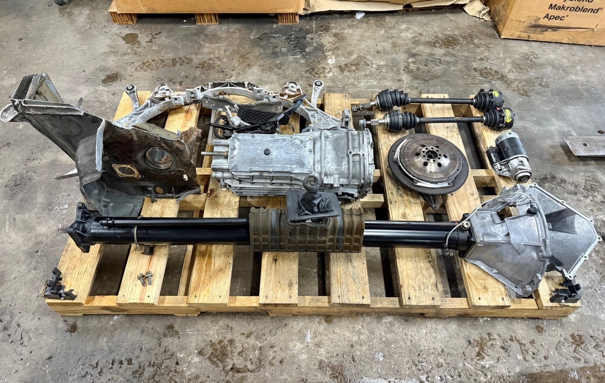 Porsche 928 (1983-1984) OEM G28.08 5 Speed Manual Transmission