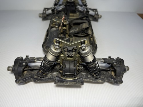 Team Losi RC-Losi 8ight E-4.0 1/8th Scale Electric Buggy ROLLER SLIDER Project - Picture 7 of 15
