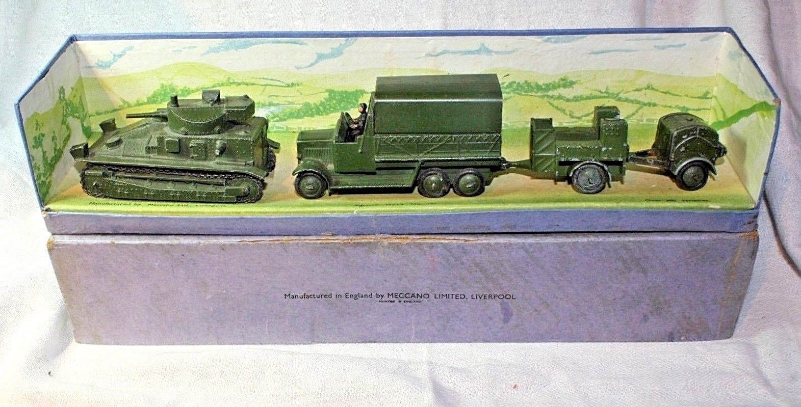 Dinky 151 Royal Tank Corps Medium Tank Set, Excellent in Original Box Pre War Dinky 151 Royal Tank Corps Medium Tank Set, Excellent in Original Box Pre War