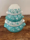Premium Condition HTF JAJ Pyrex Bowl Set  Turquoise Complete.