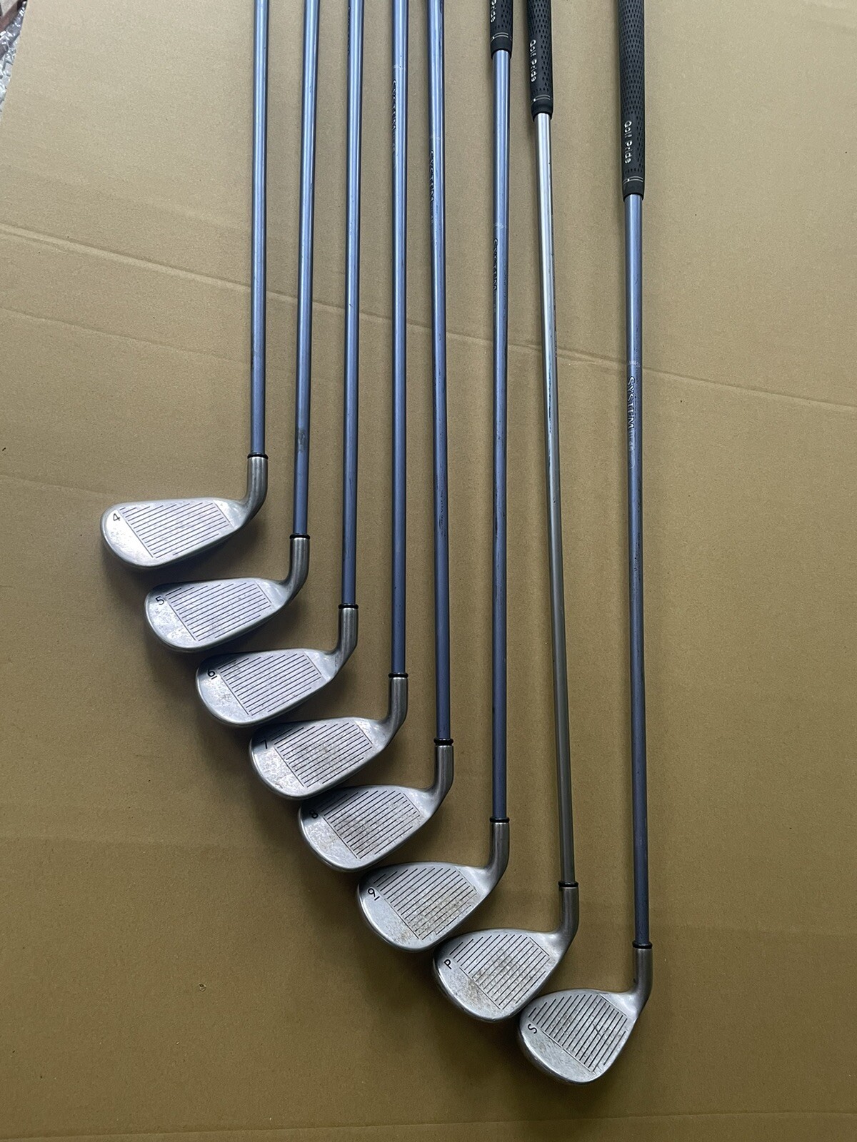 lot 8 callaway steelhead X16 Irons 49, P+ S . Good Condition LOOK