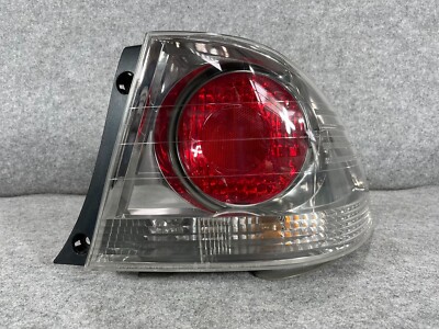 ALTEZZA LEXUS IS SXE10 GXE10 TOYOTA OEM RIGHT REAR LIGHT
