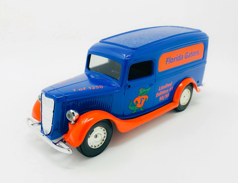 University Florida Gators Ltd Edition of 1250 1:25 Scale Ertl Ford Diecast Bank - Image 2 of 4