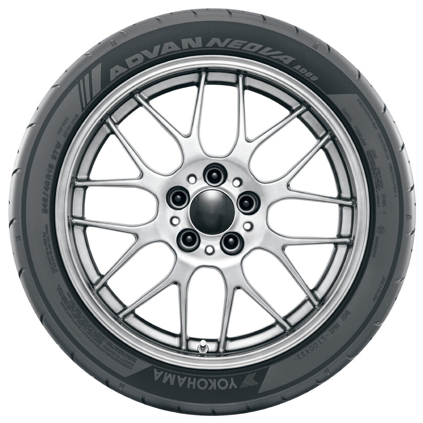 ほぼ新品　アドバン ネオバAD09 275/40R19 2本 19インチ 275/40R19 105W XL YOKOHAMA ADVAN Neova AD09