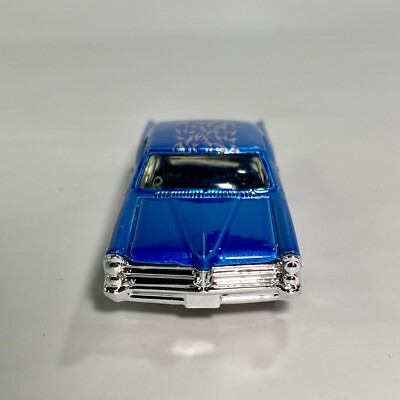 65 Pontiac Bonneville Blue 1:64 Diecast Diorama Model Car First