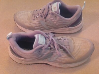 NEW BALANCE WTNTRLG3 WOMEN'S Gray ALL TERRAIN TRAIL RUNNING SHOES SIZE 9